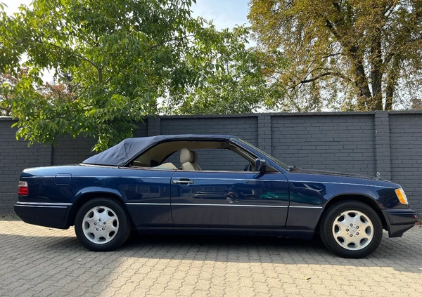 Mercedes-Benz Klasa E cena 109000 przebieg: 120000, rok produkcji 1995 z Łódź małe 172